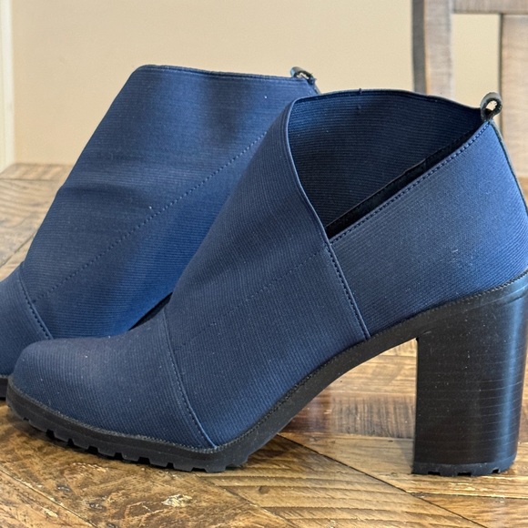 Women’s Navy Blue Slip-On Ankle Booties - Picture 7 of 12